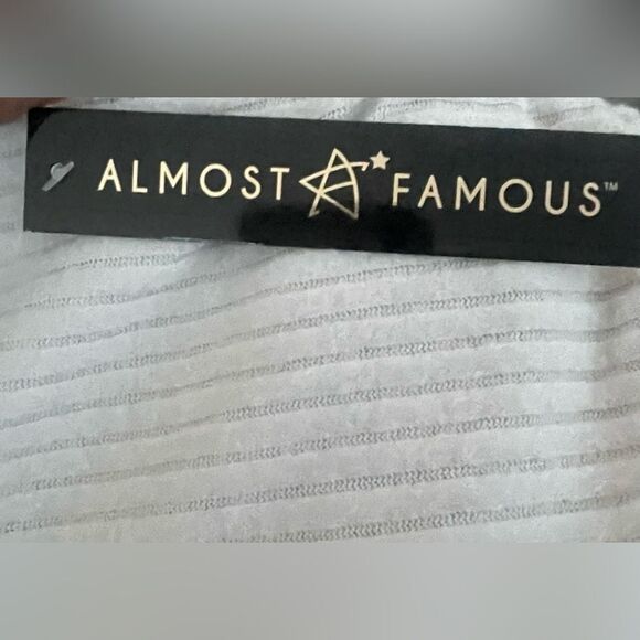 Almost Famous Off White Ribbed Knit Turtleneck Top - Picture 7 of 7